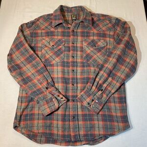 Noble Outfitters Red/Gray/Navy Flannel Long Sleeve Button-Up Collar,‎ Size L